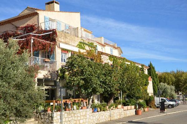 façade auberge